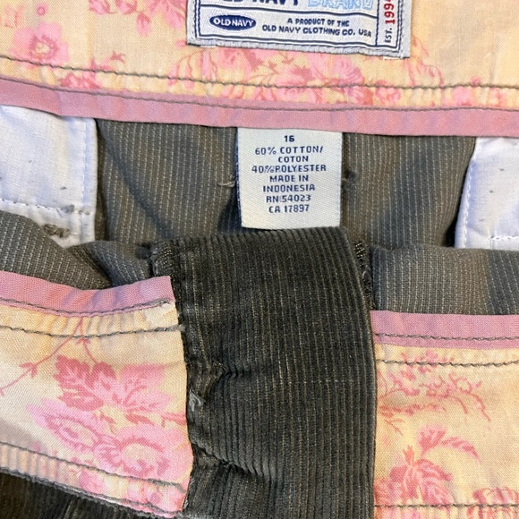 Old Navy corduroy shorts - Picture 4 of 6